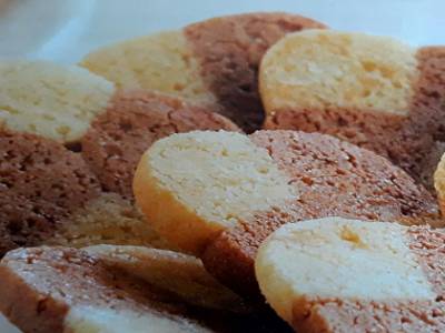 Como preparar galletas de dos colores