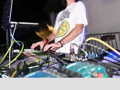 DJ MODERNO publica Dark Sessions Vol. I y anuncia 'Lavapiés' en pleno verano de festivales - Munduky