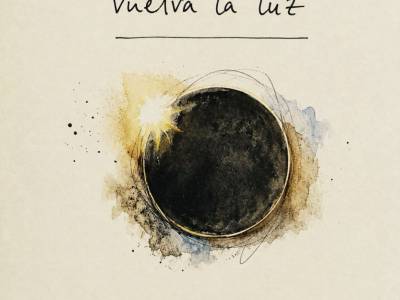 Crítica (literaria) de Antes de que vuelva la luz