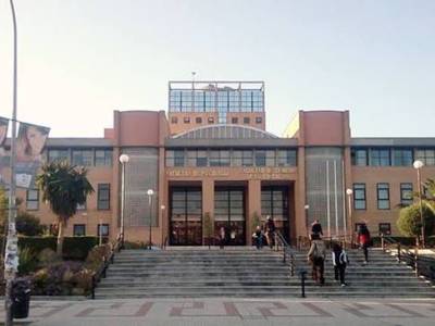 Ayudas para estudiar en la universidad en España
