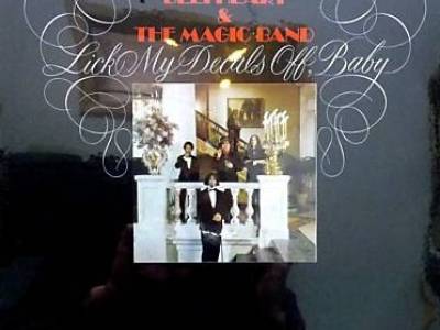 1970: Lámeme las calcomanías, cariño, dijo el Capitán Beefheart