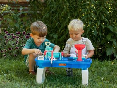 Consejos para comprar juguetes de jardín | Mujer y MADRE hoy