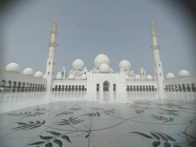 Abu Dabi | Qué ver, qué hacer y consejos para tu viaje