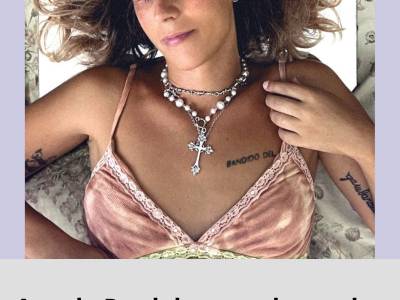 Angela Pardal rompe las reglas de su pasado con “A Risa que rompe ese silencio infinito”, su nuevo single -…