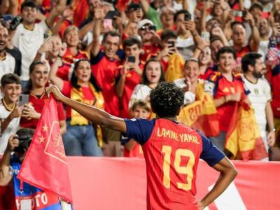 Lamine Yamal lidera la goleada de España ante Croacia (4-1)