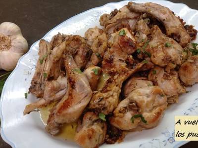 Conejo (o pollo) al ajillo