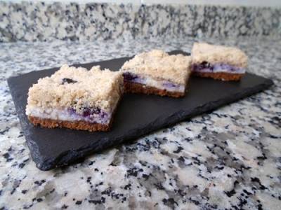 Tarta de queso  con arándanos y crumble  ¡una combinación irresistible!