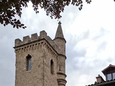 Château de Creissels: dormir en un castillo con vistas al viaducto de Millau